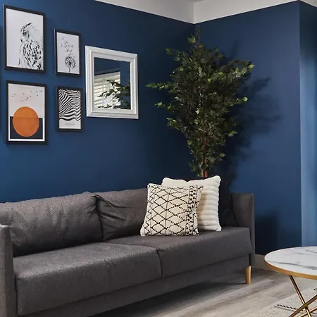 Homebird - The Willows Leeds (West Yorkshire)